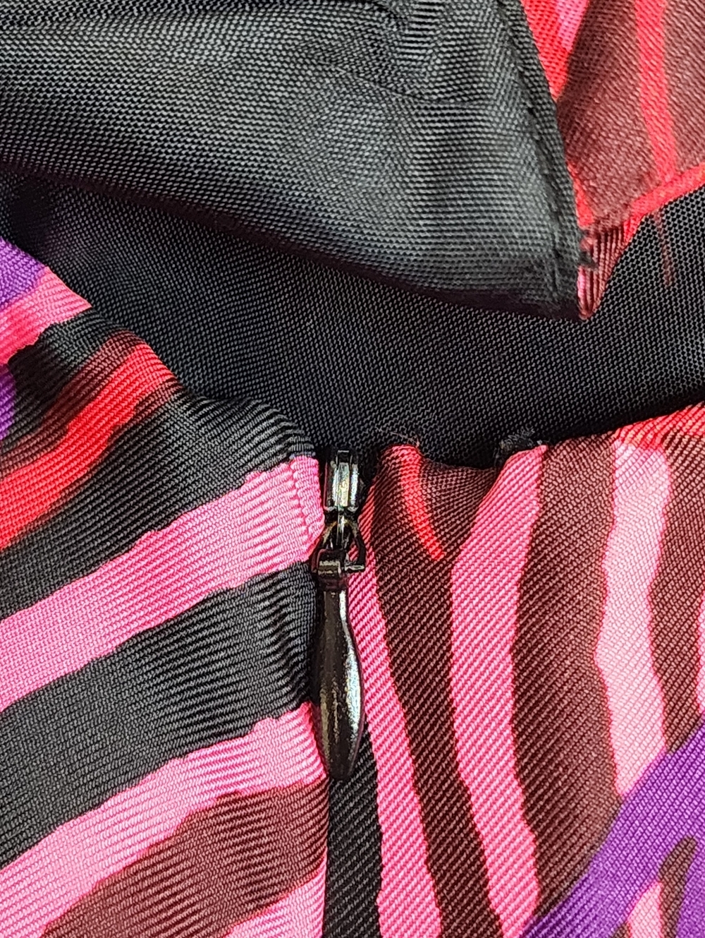 Milly Of New York Pink Black Abstract Print Sleeveless V Neck Midi Dress Size 0 - Picture 7 of 9